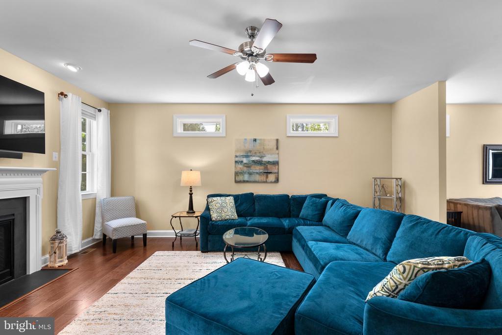 302 LISTMAN COURT