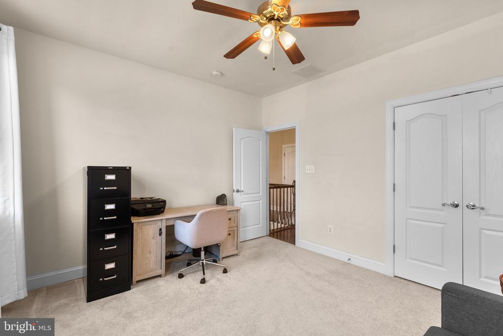 302 LISTMAN COURT