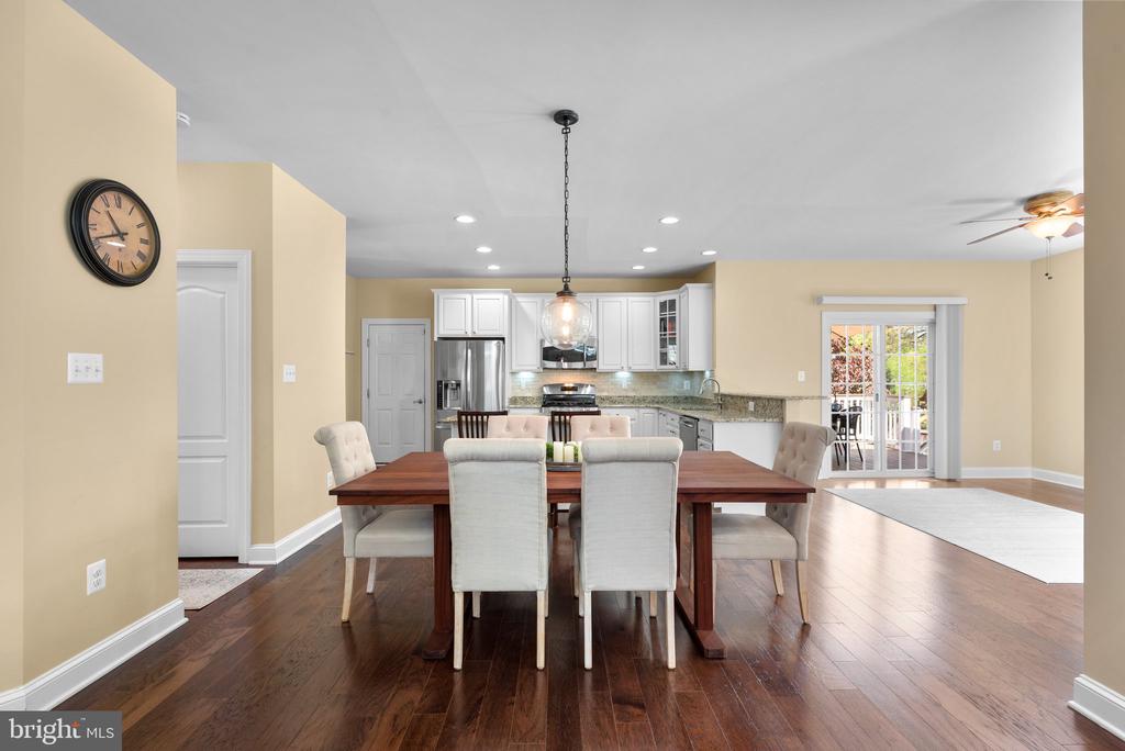302 LISTMAN COURT