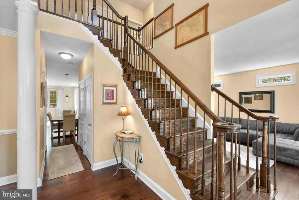 302 LISTMAN COURT