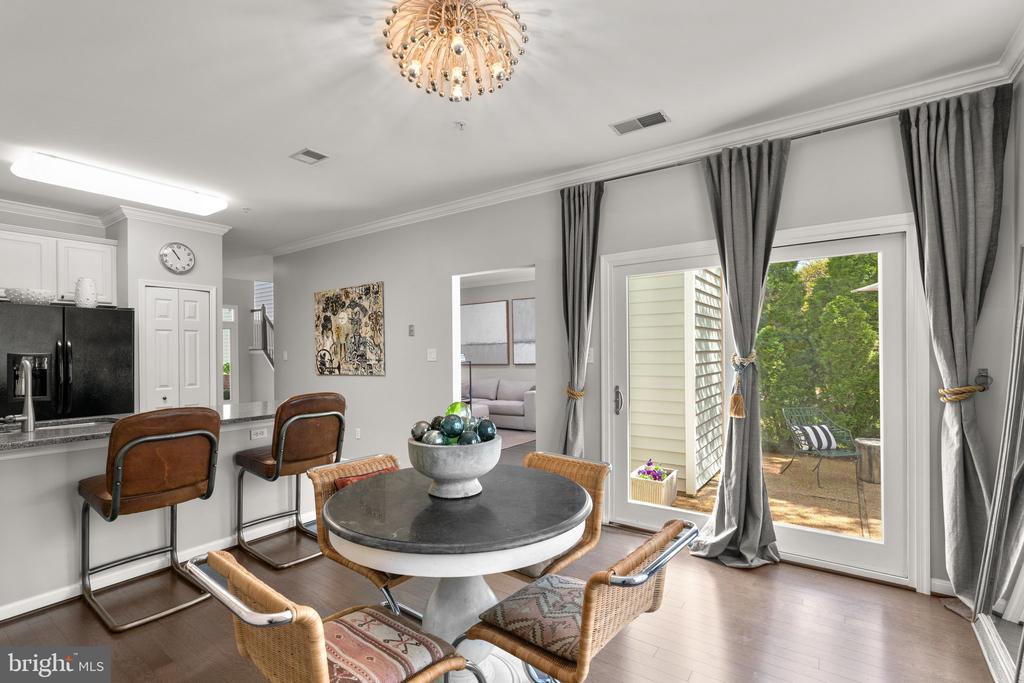 522 MARTINGALE LANE
