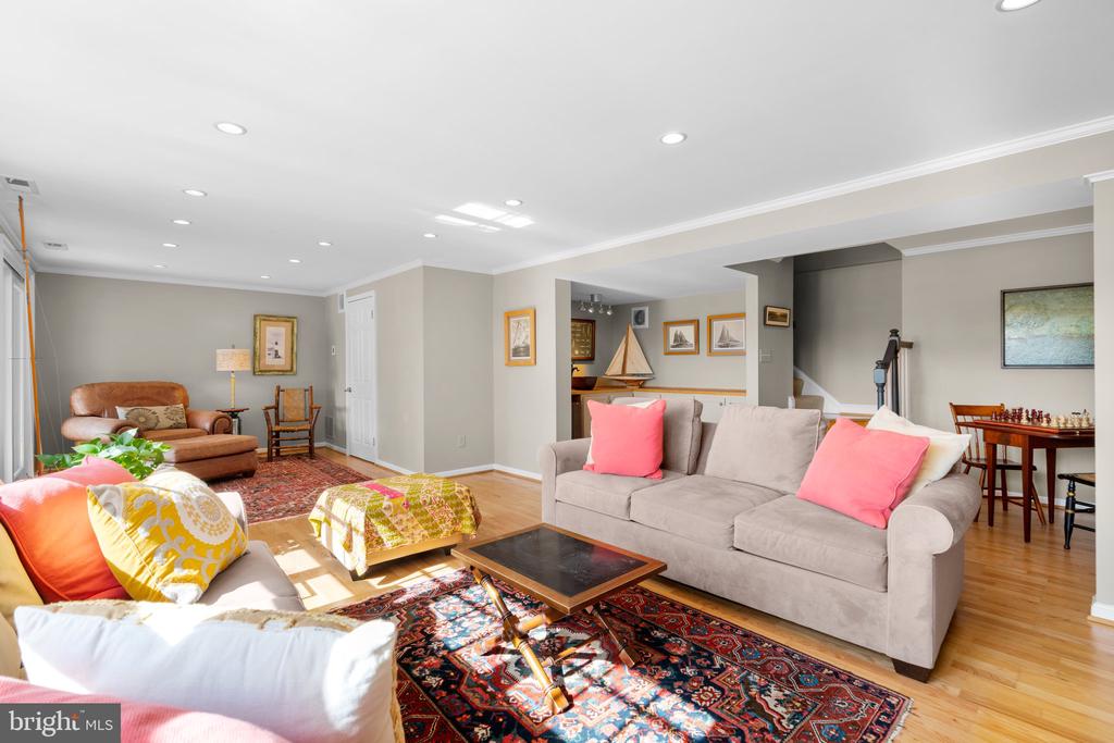735 DIVIDING ROAD