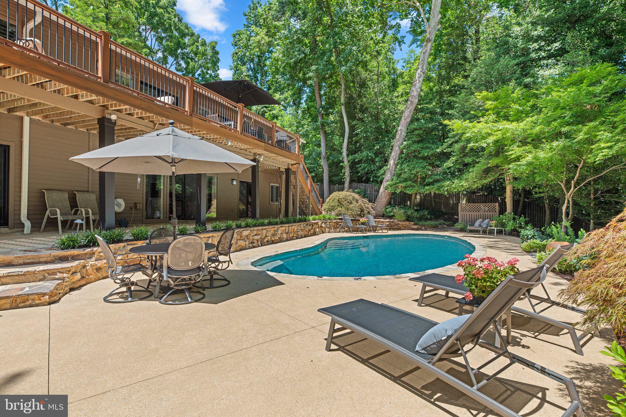 430 RIVENDELL LANE