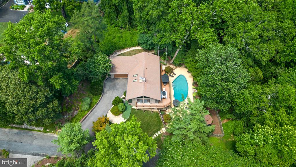 430 RIVENDELL LANE