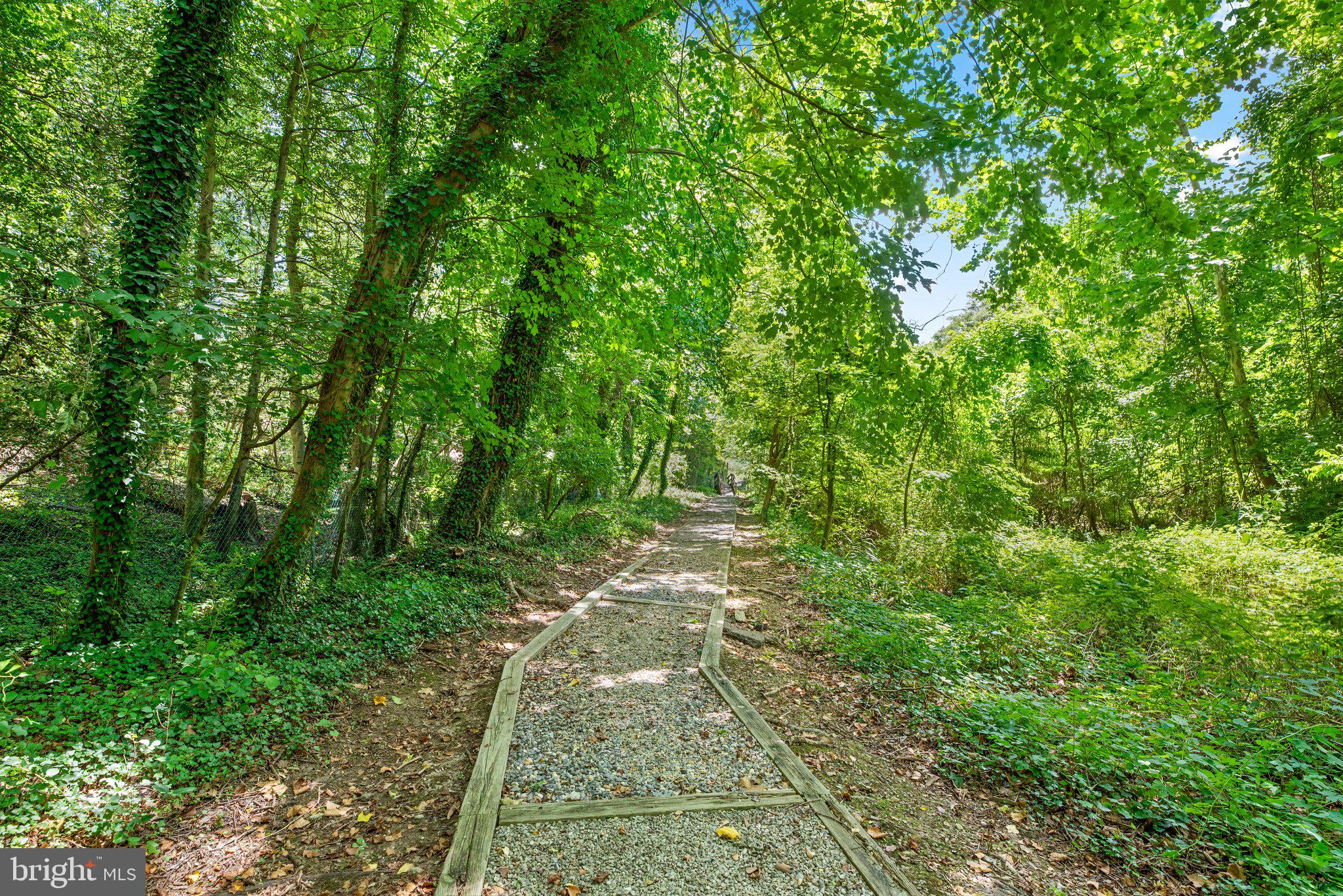 430 RIVENDELL LANE