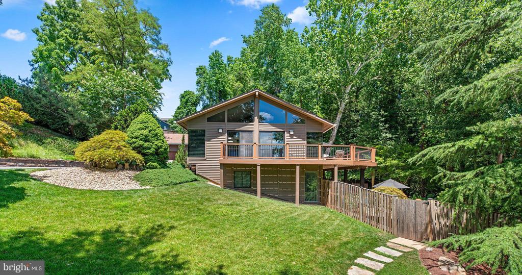 430 RIVENDELL LANE