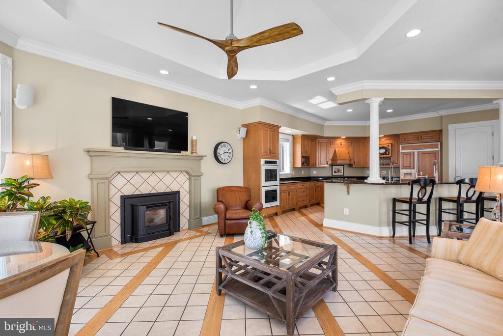 285 EAGLE HILL ROAD