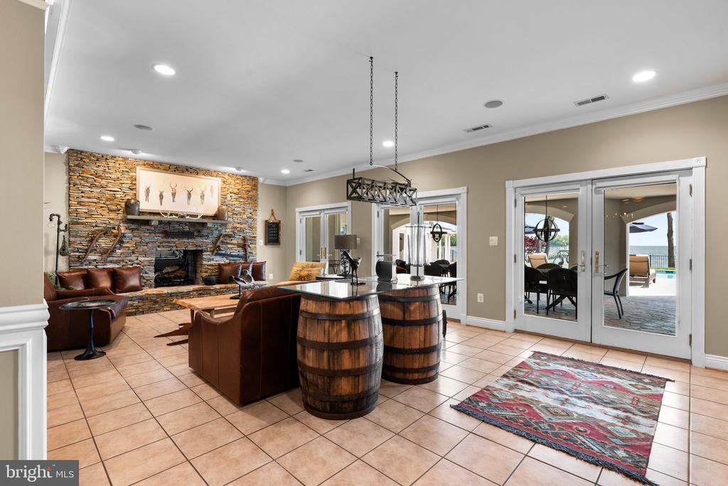 285 EAGLE HILL ROAD