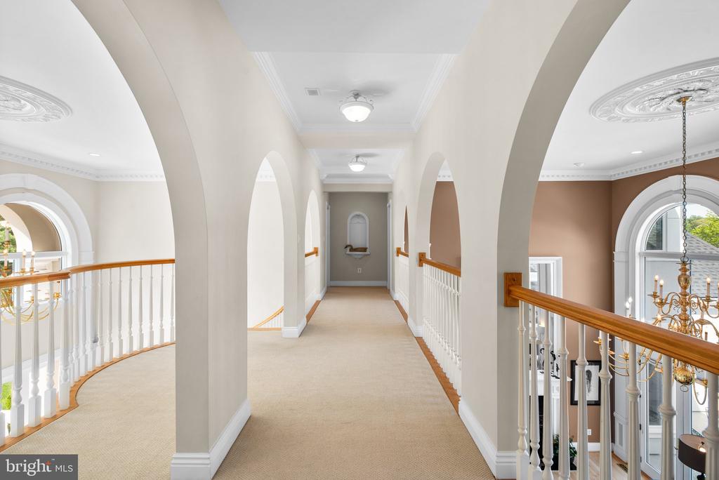 285 EAGLE HILL ROAD