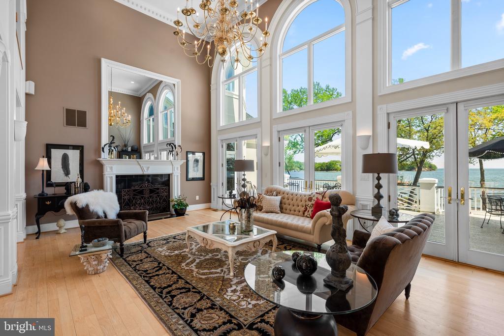 285 EAGLE HILL ROAD