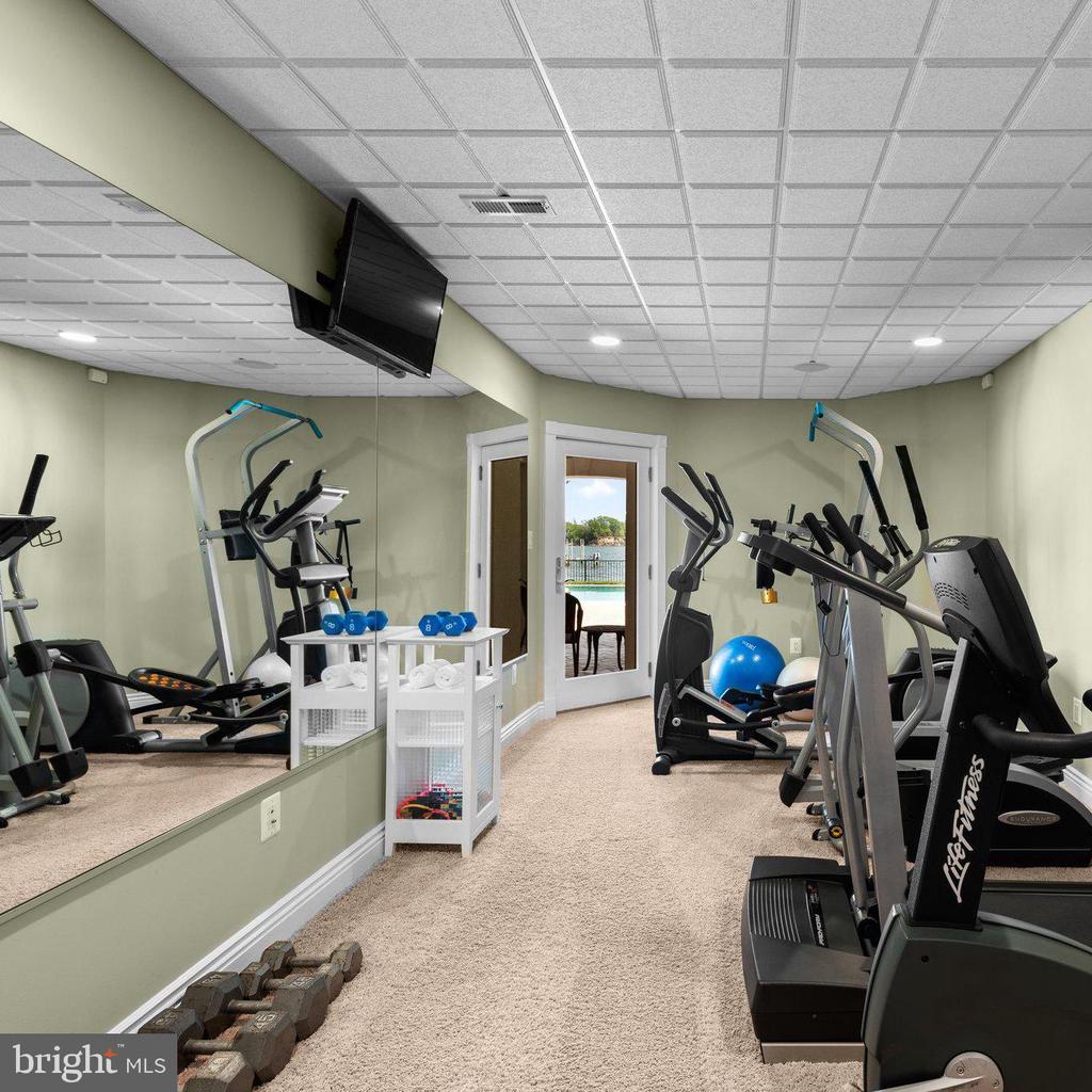 285 EAGLE HILL ROAD