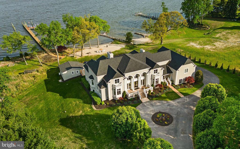 285 EAGLE HILL ROAD