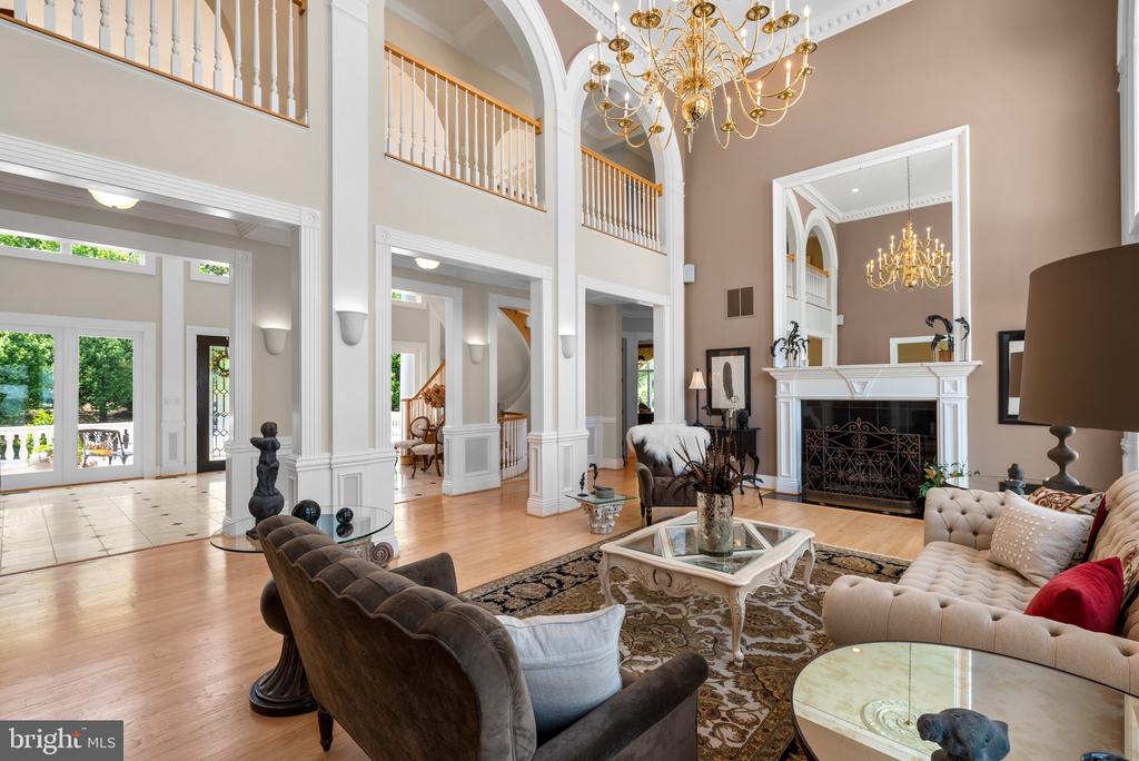285 EAGLE HILL ROAD