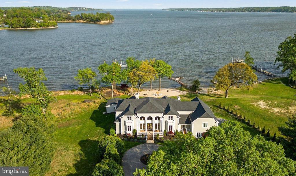 285 EAGLE HILL ROAD