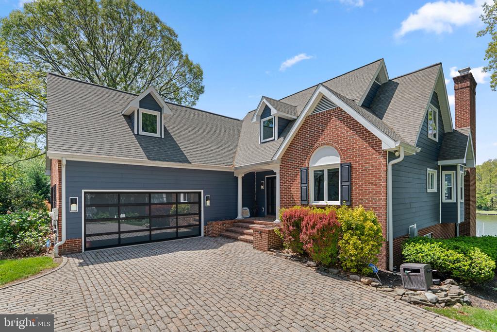 910 LYNCH DRIVE