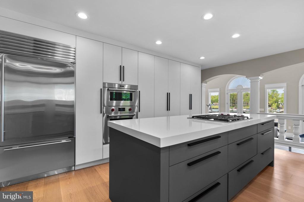 910 LYNCH DRIVE