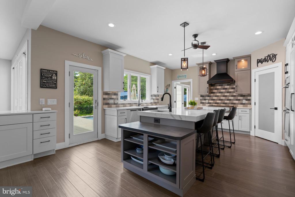 36 BOONE TRAIL