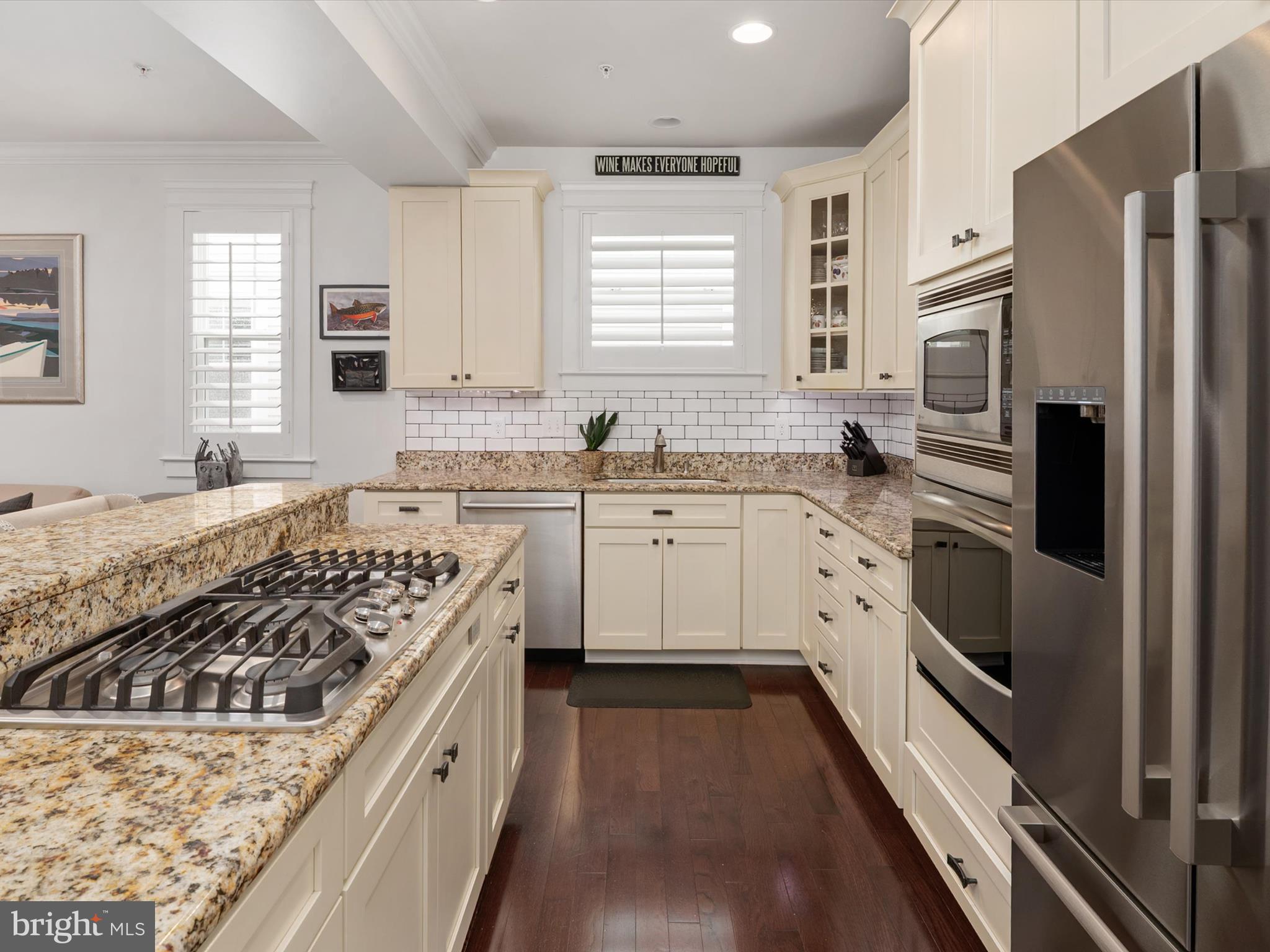 816 BAY RIDGE AVENUE