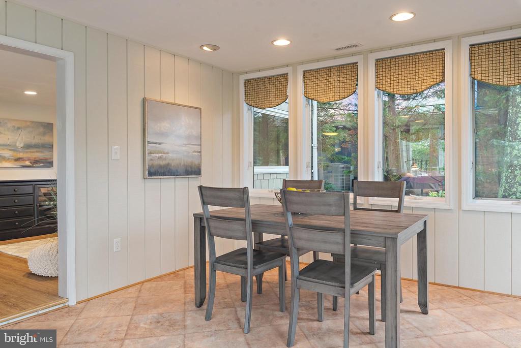 304 RAYFORD DRIVE