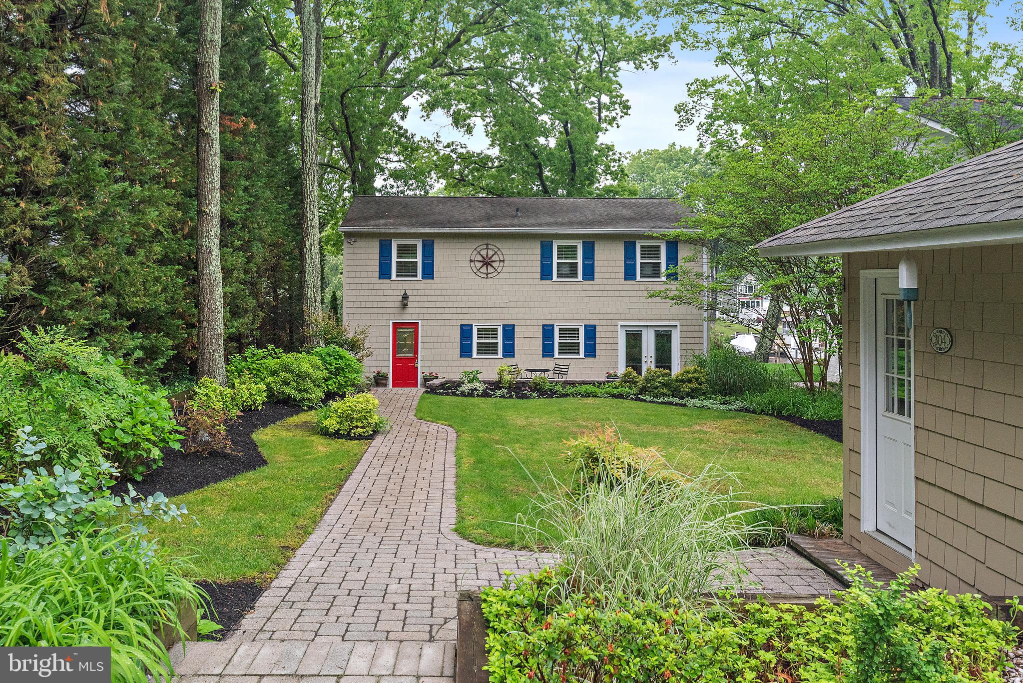 304 RAYFORD DRIVE