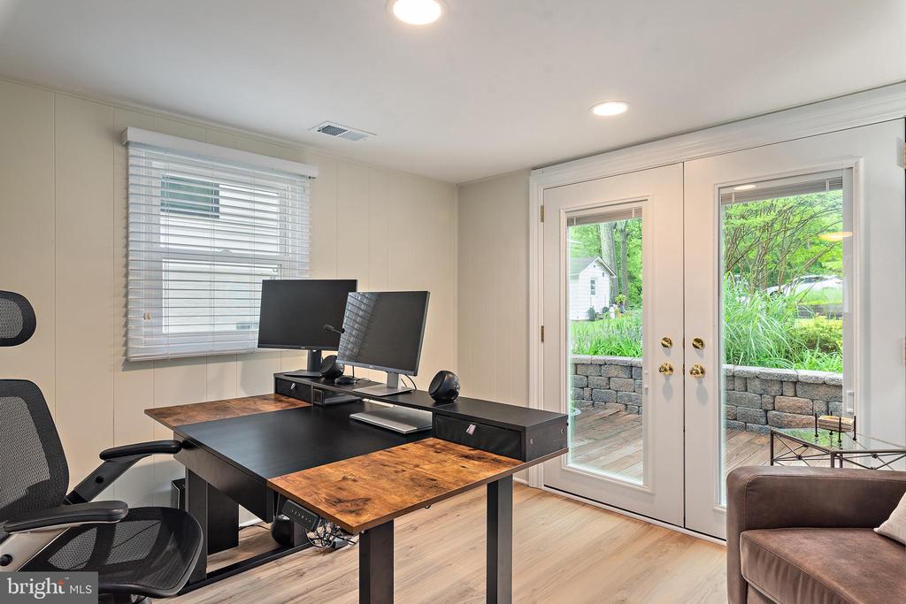 304 RAYFORD DRIVE