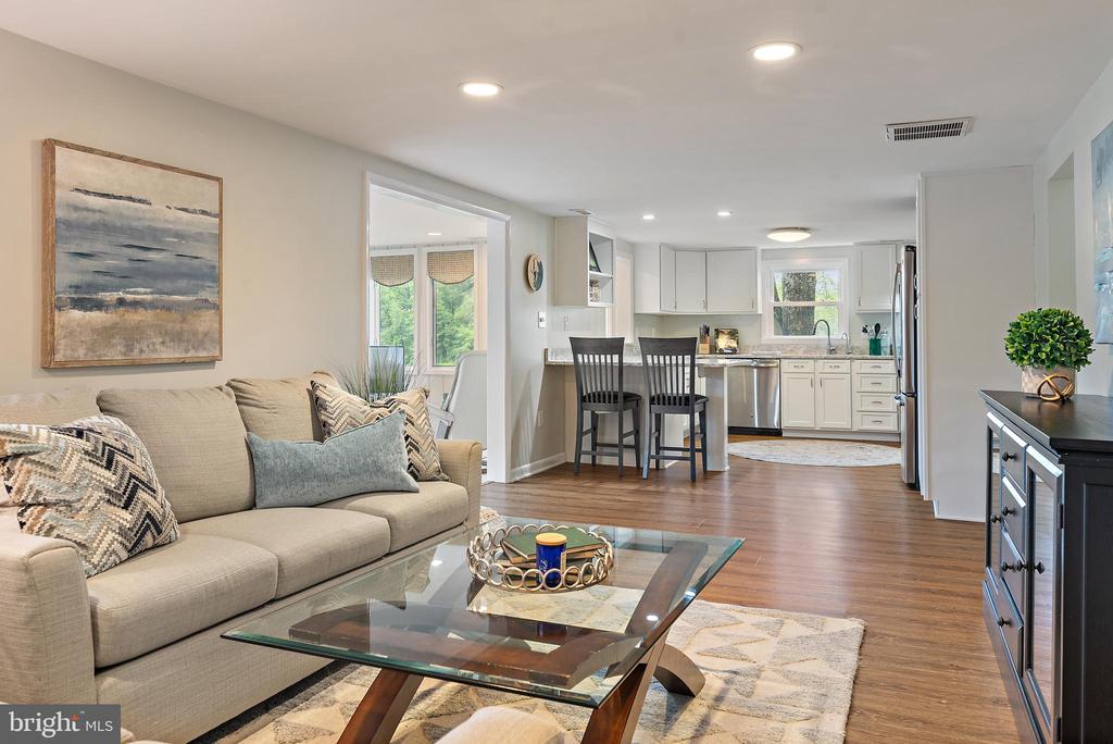 304 RAYFORD DRIVE