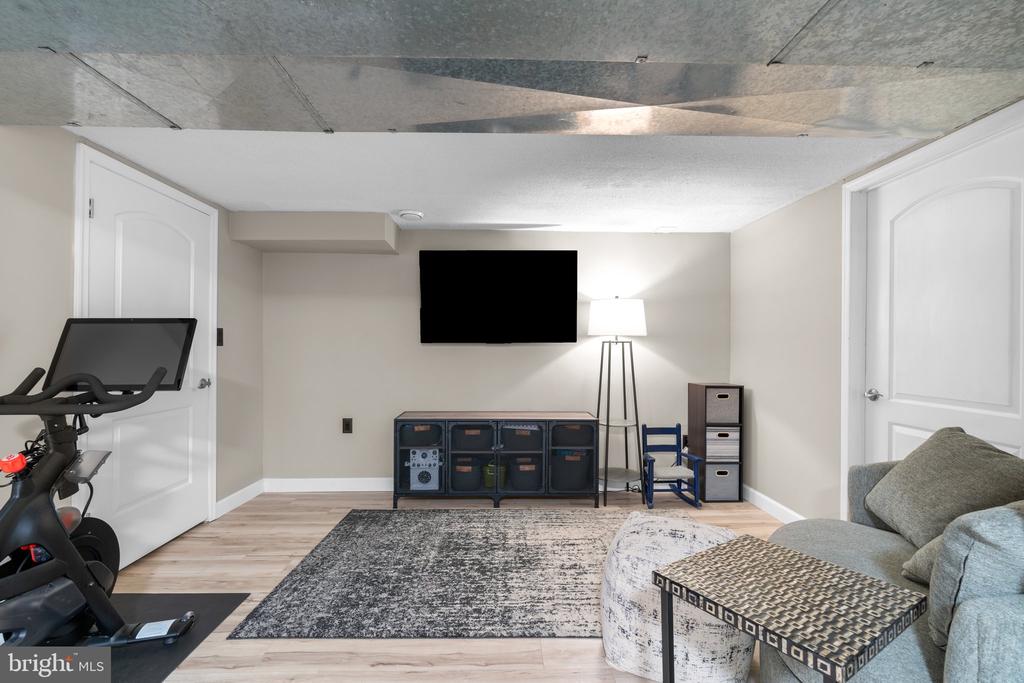 260 WHISTLING PINE ROAD
