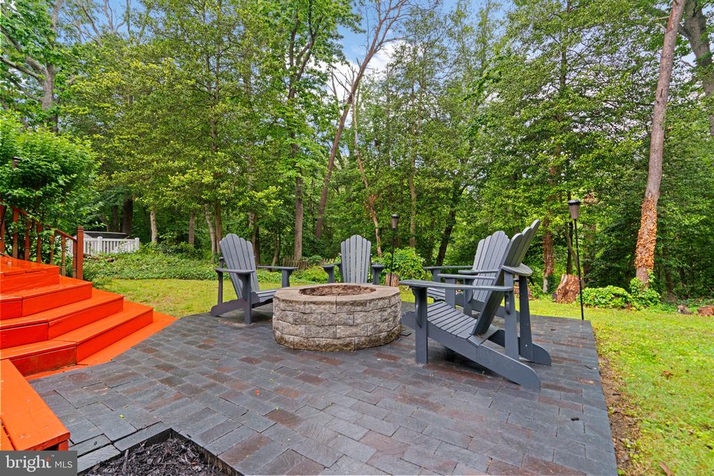 260 WHISTLING PINE ROAD