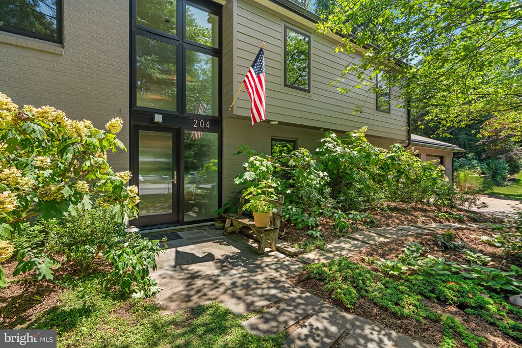 204 MILL COURT