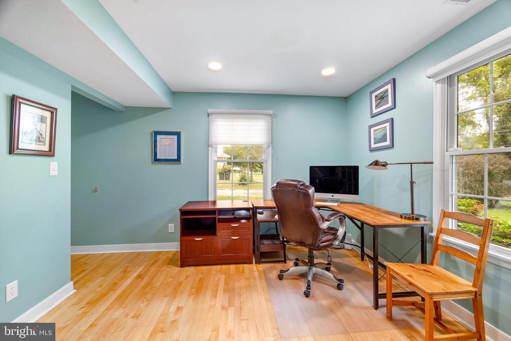 862 DORIS DRIVE