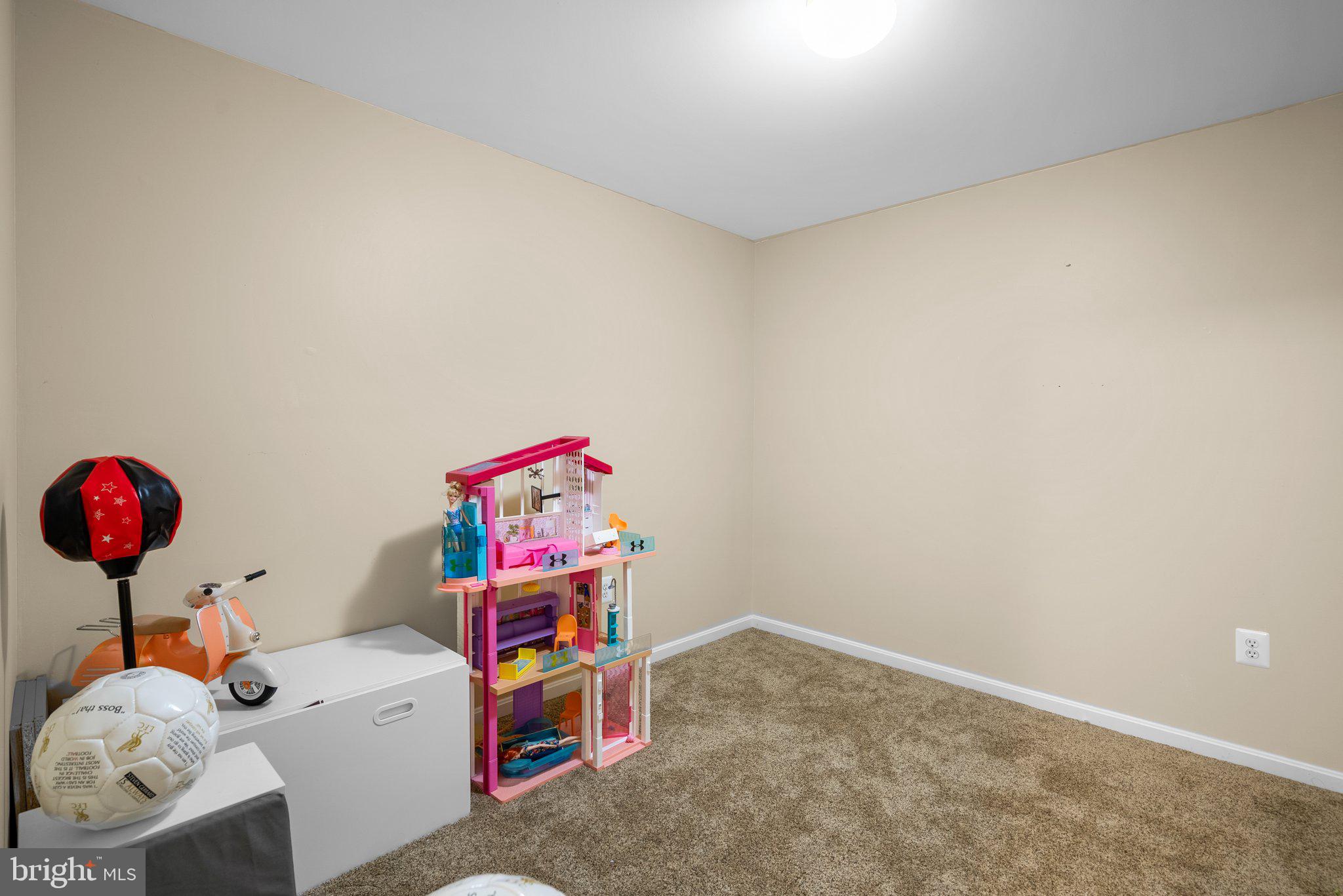 818 NORTHRIDGE WAY