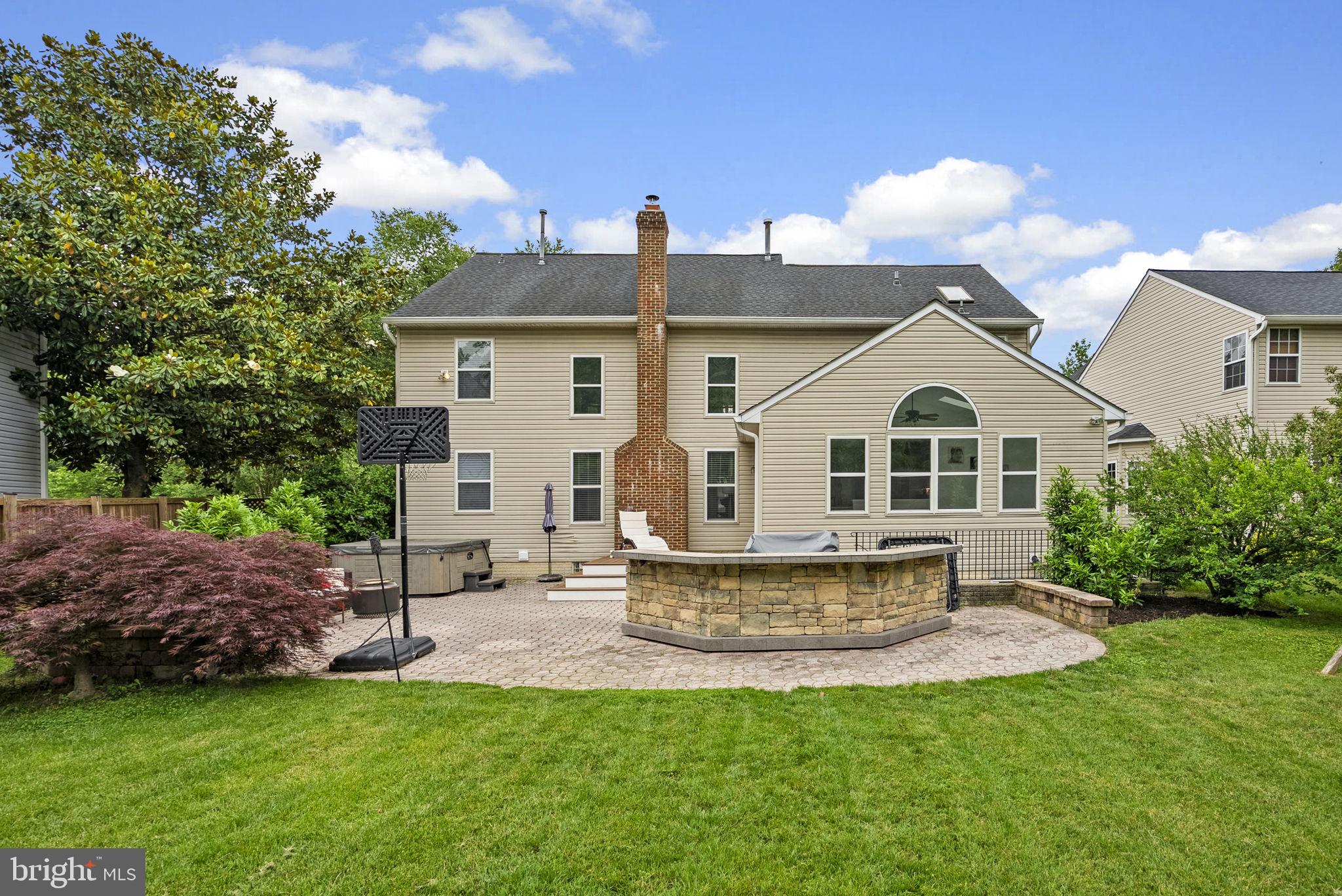 818 NORTHRIDGE WAY