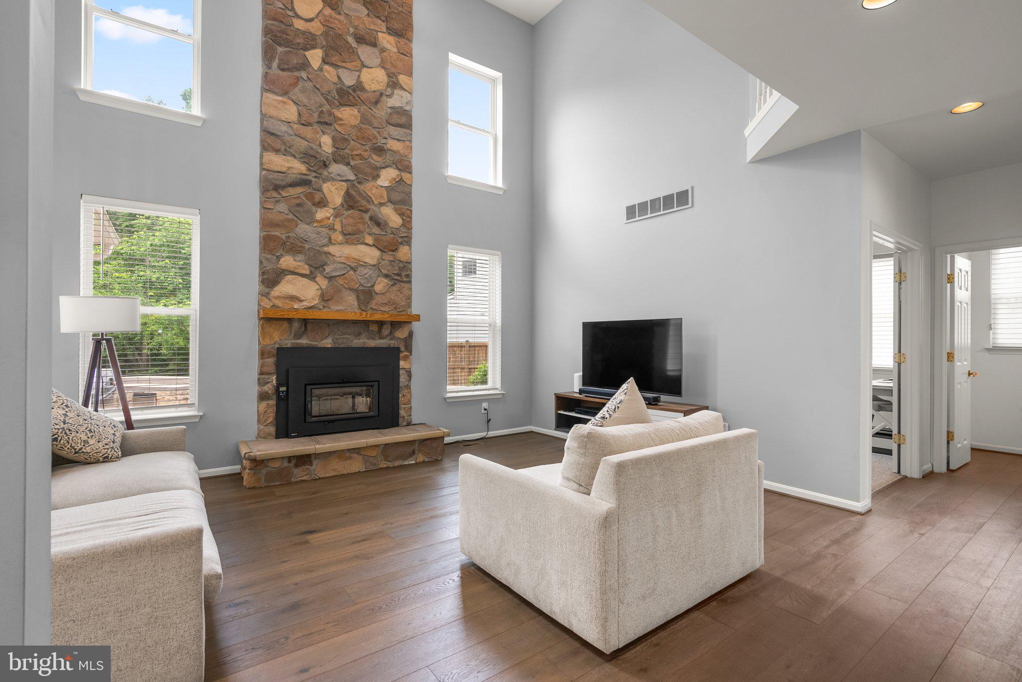 818 NORTHRIDGE WAY