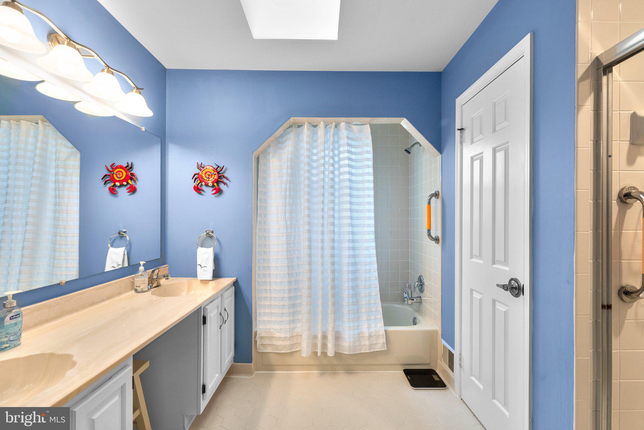 1022 BOOM COURT