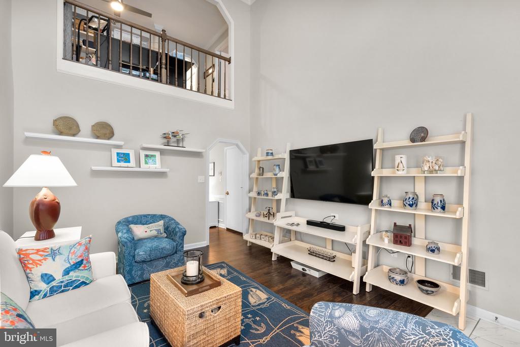 1022 BOOM COURT