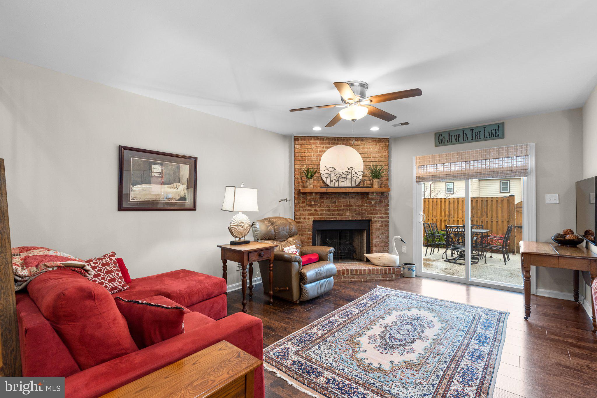 1022 BOOM COURT