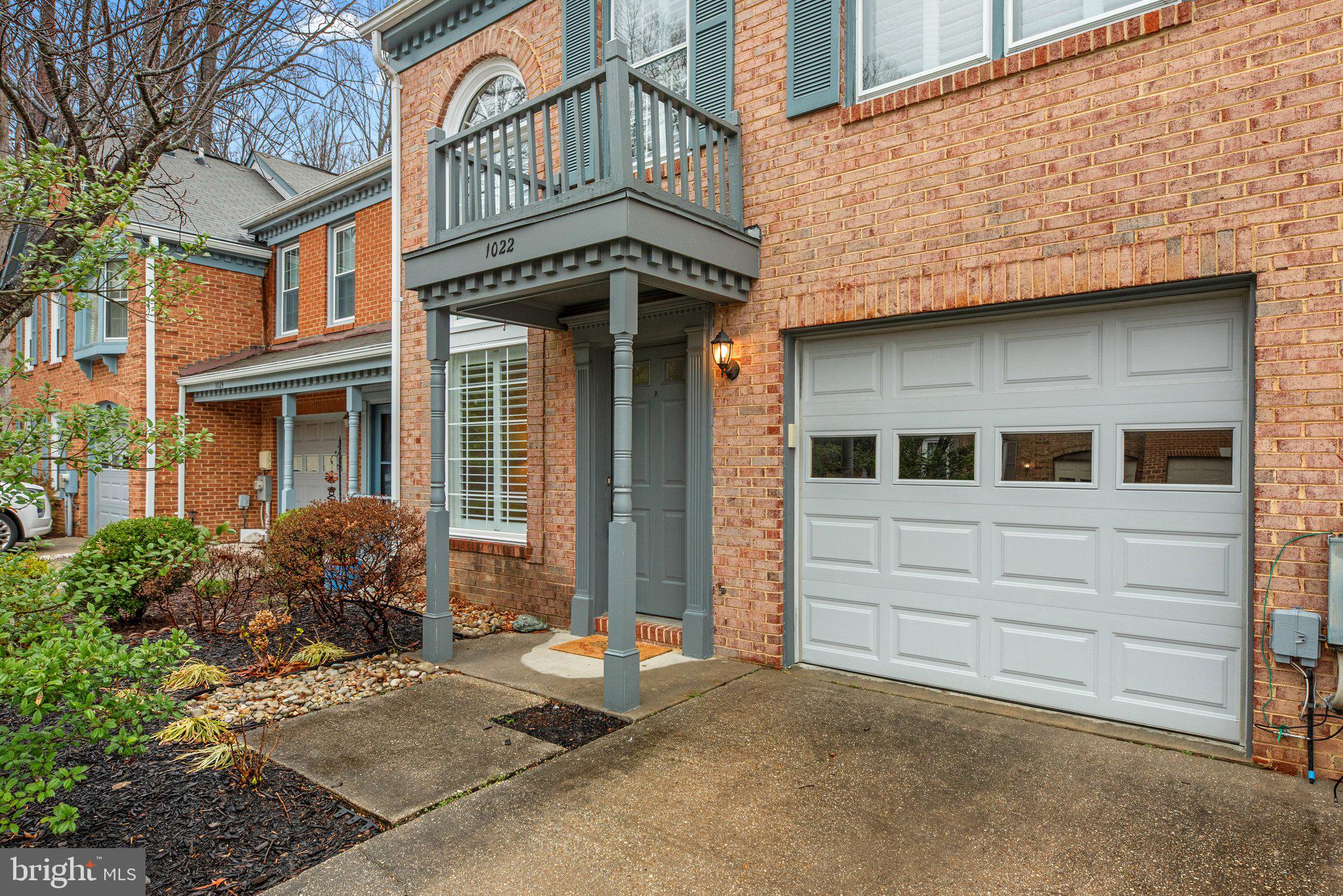 1022 BOOM COURT
