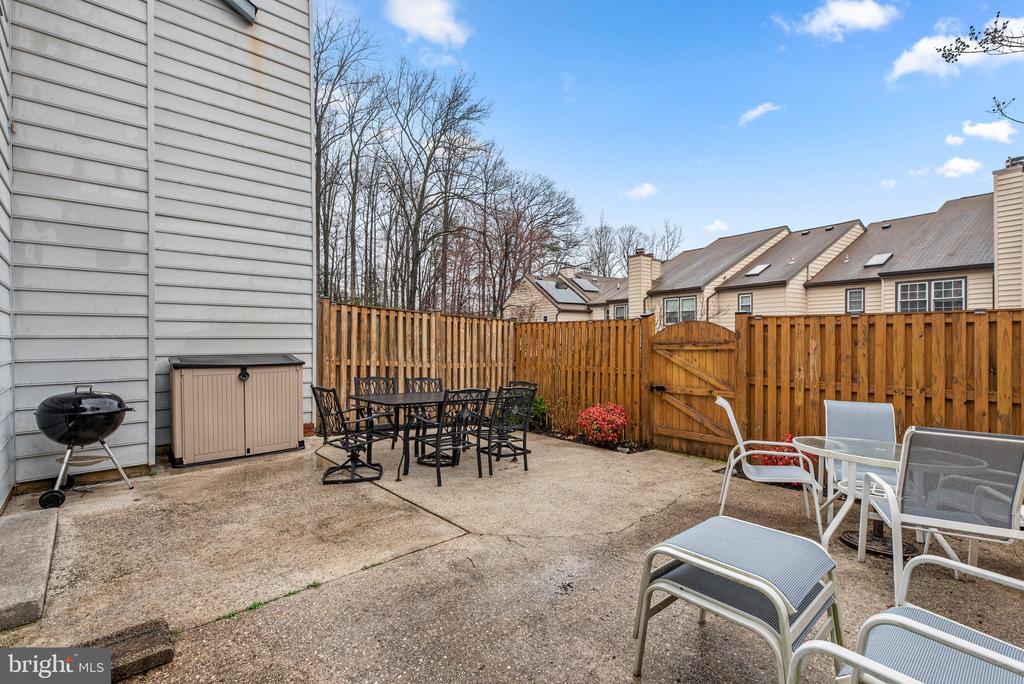 1022 BOOM COURT