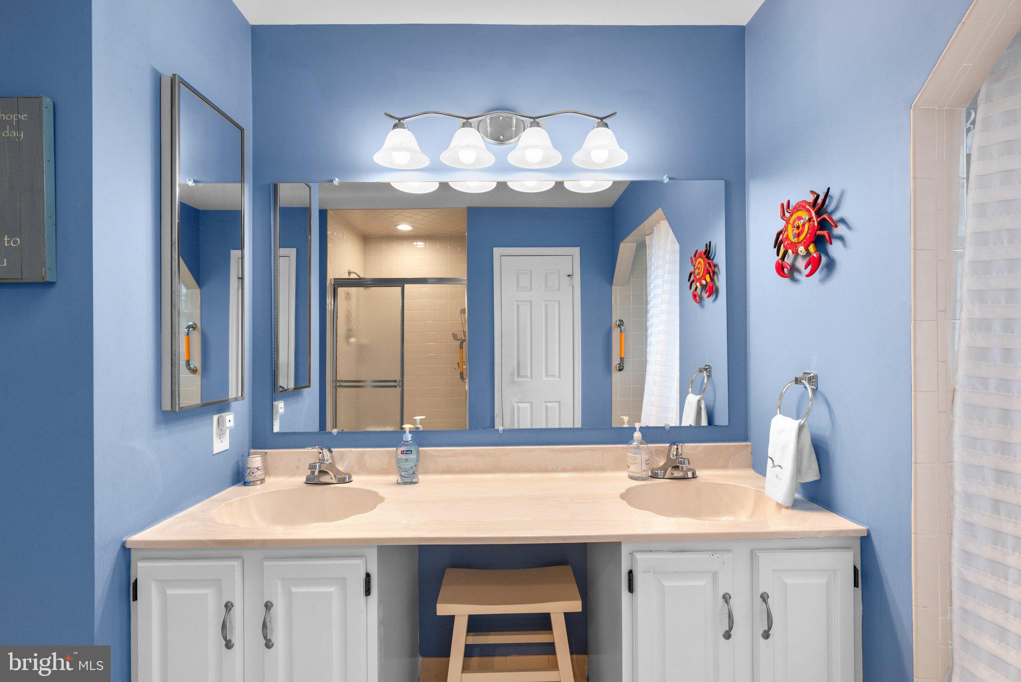 1022 BOOM COURT