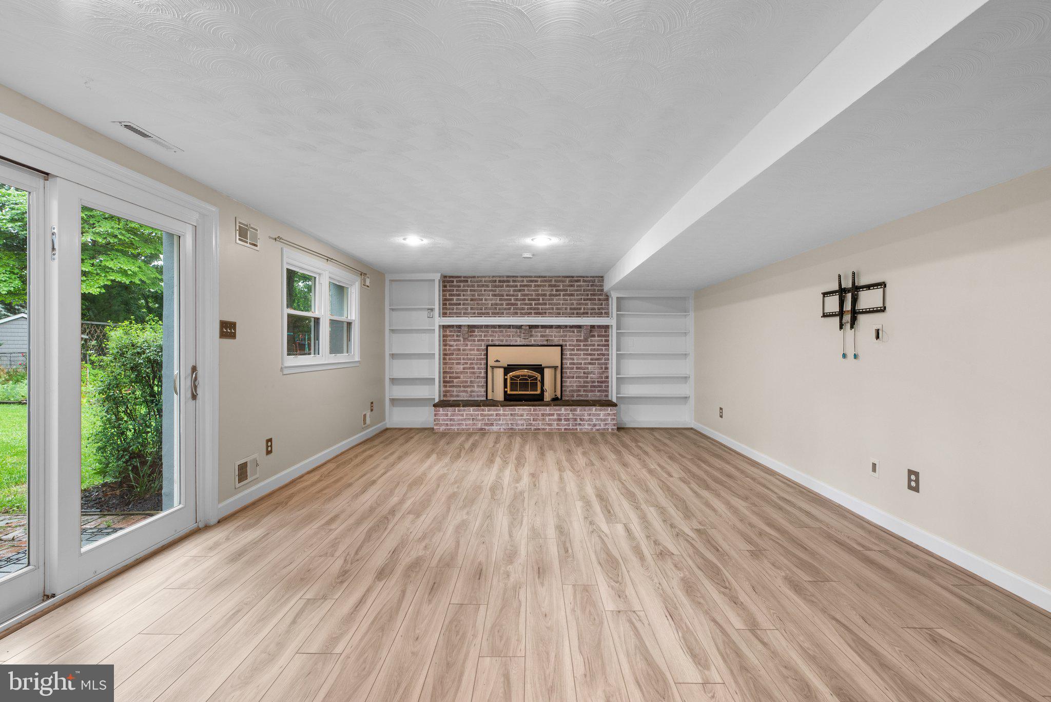 127 DREXEL DRIVE