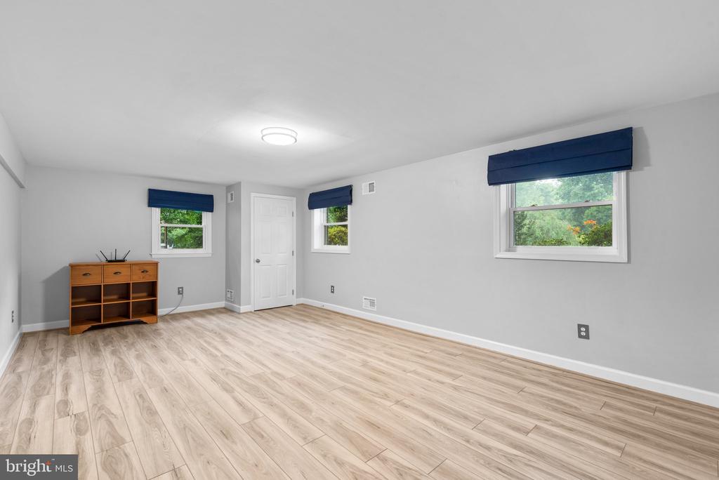 127 DREXEL DRIVE