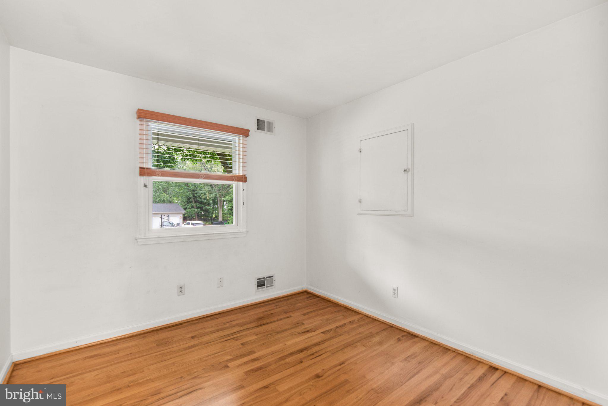 127 DREXEL DRIVE