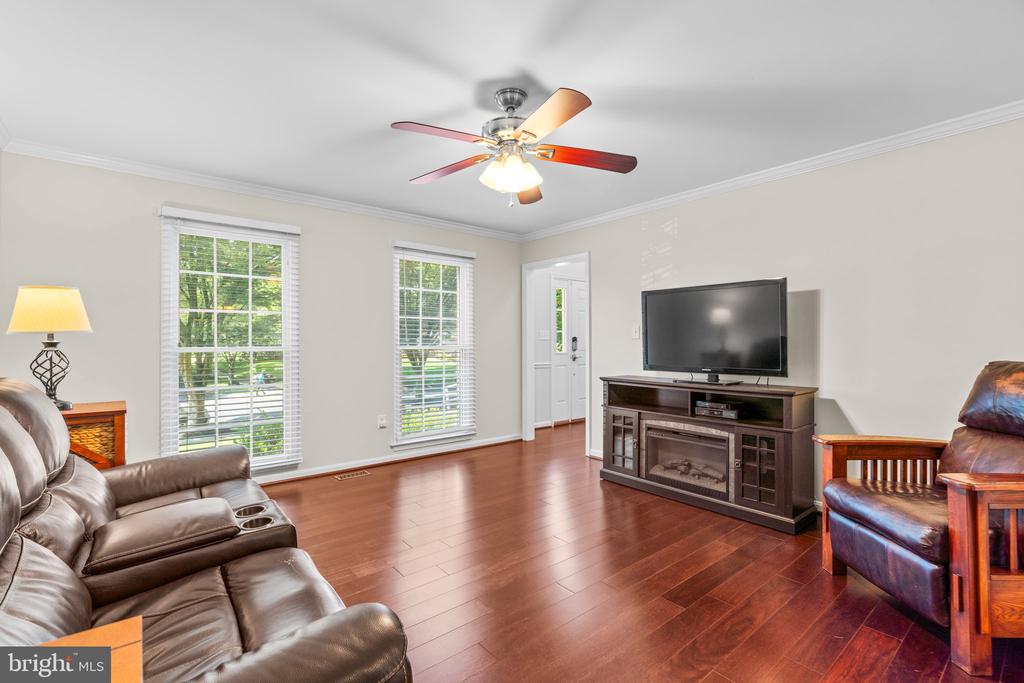 790 SPRINGBLOOM DRIVE