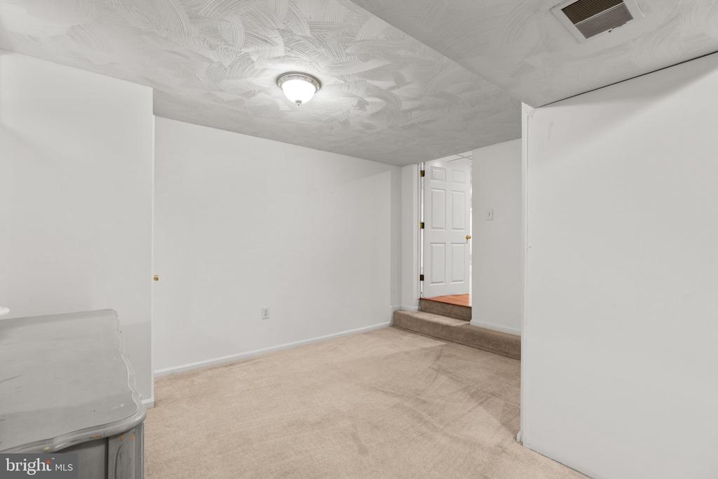 790 SPRINGBLOOM DRIVE