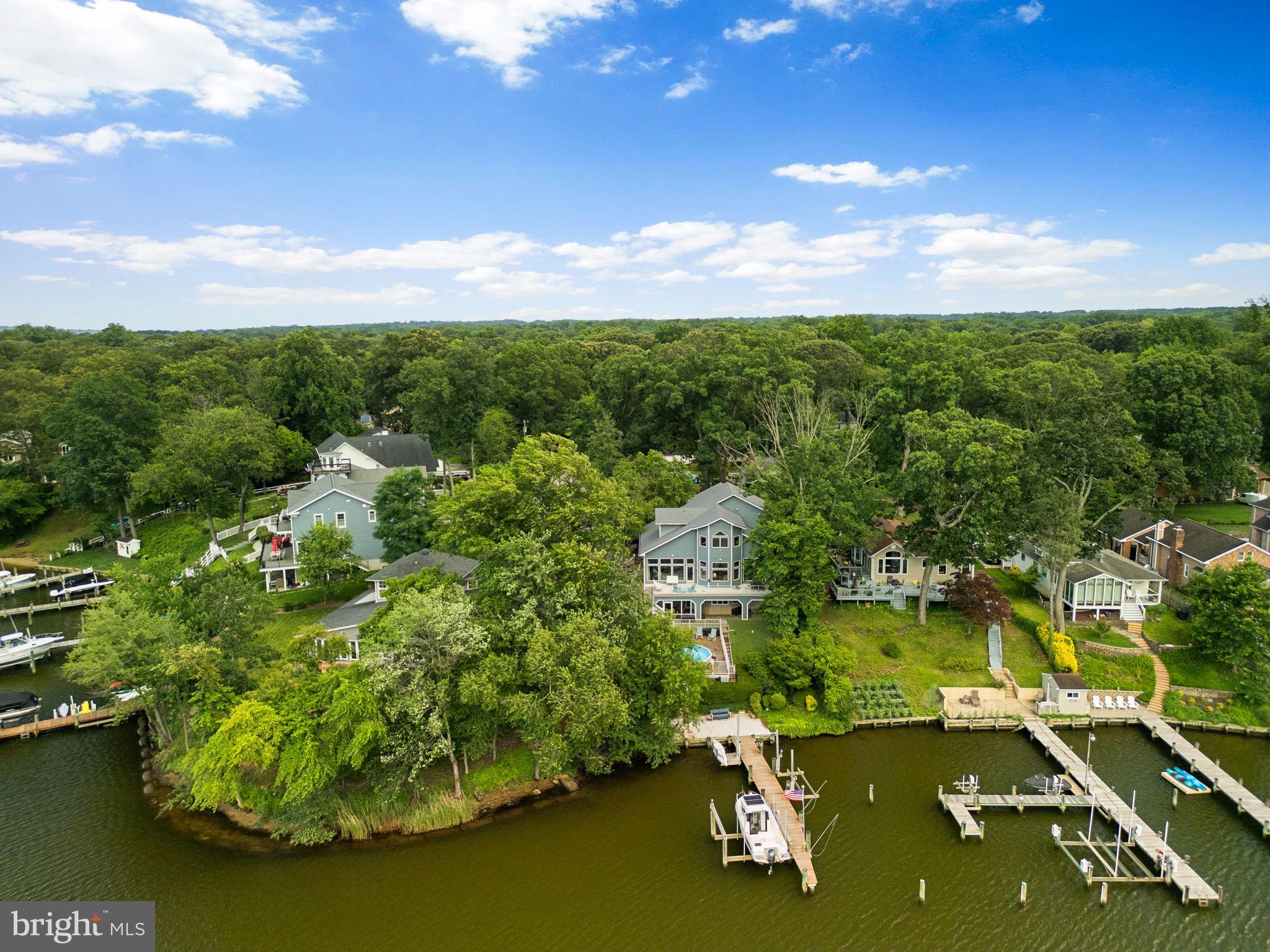 734 OAK GROVE CIRCLE