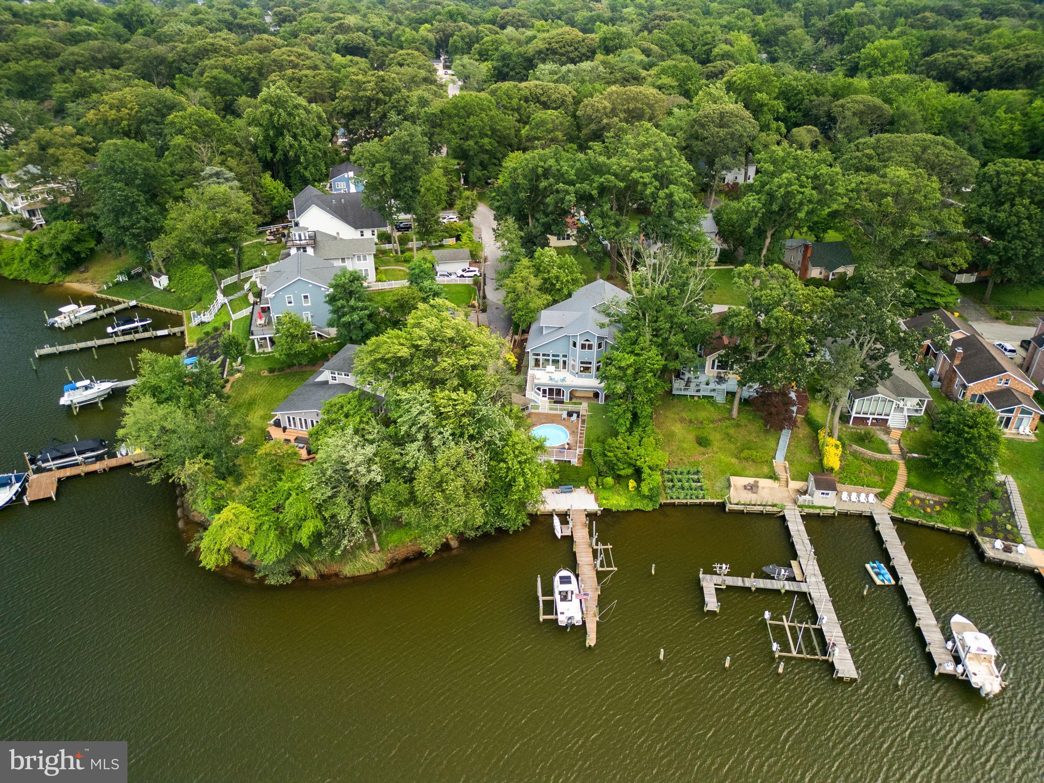 734 OAK GROVE CIRCLE