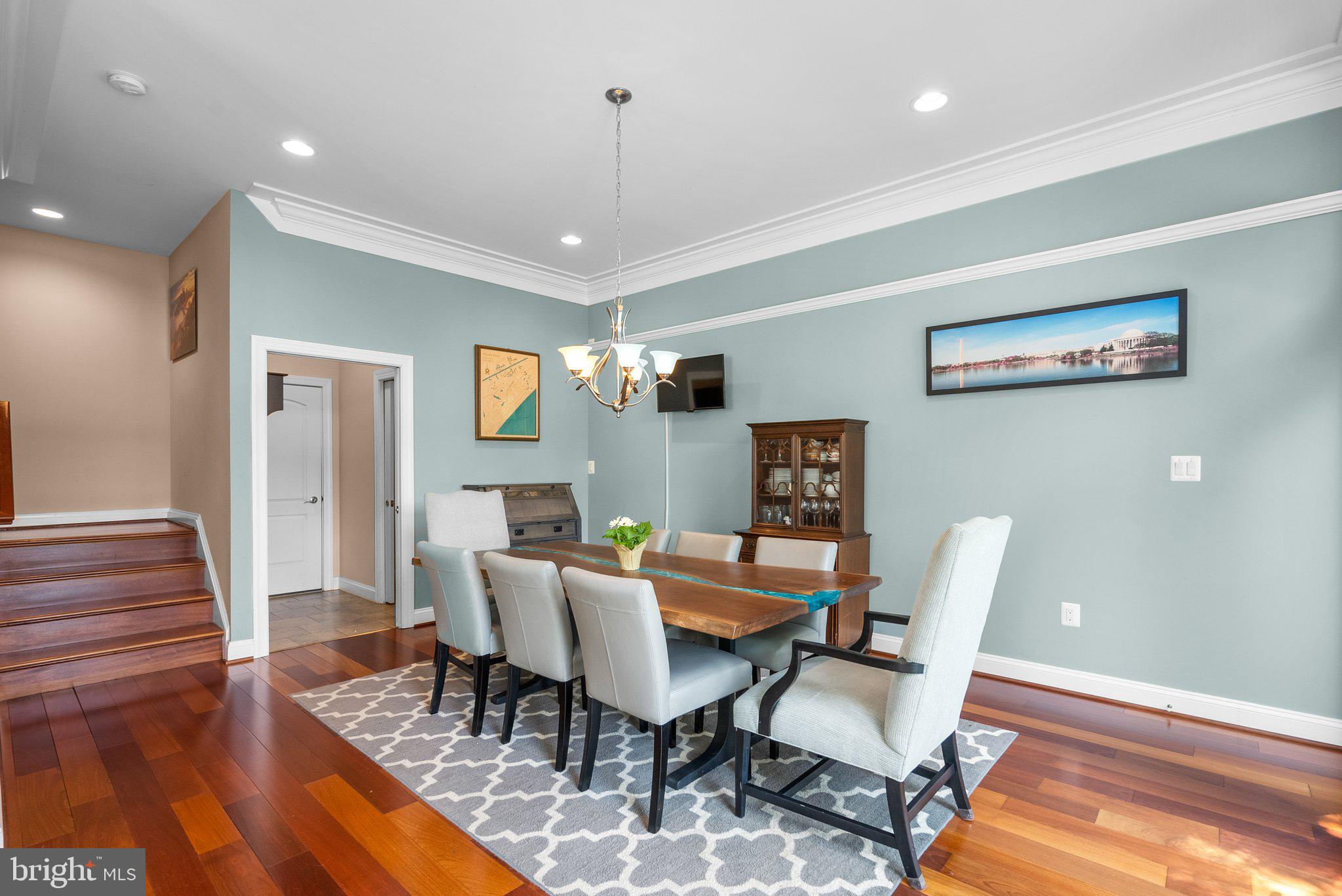 734 OAK GROVE CIRCLE