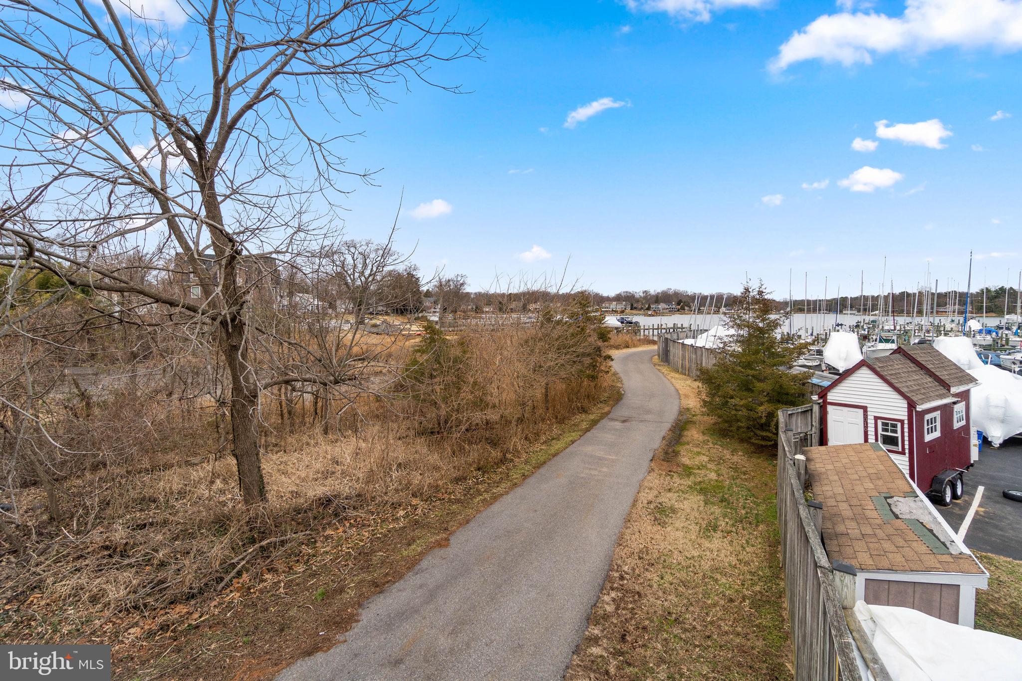 734 OAK GROVE CIRCLE