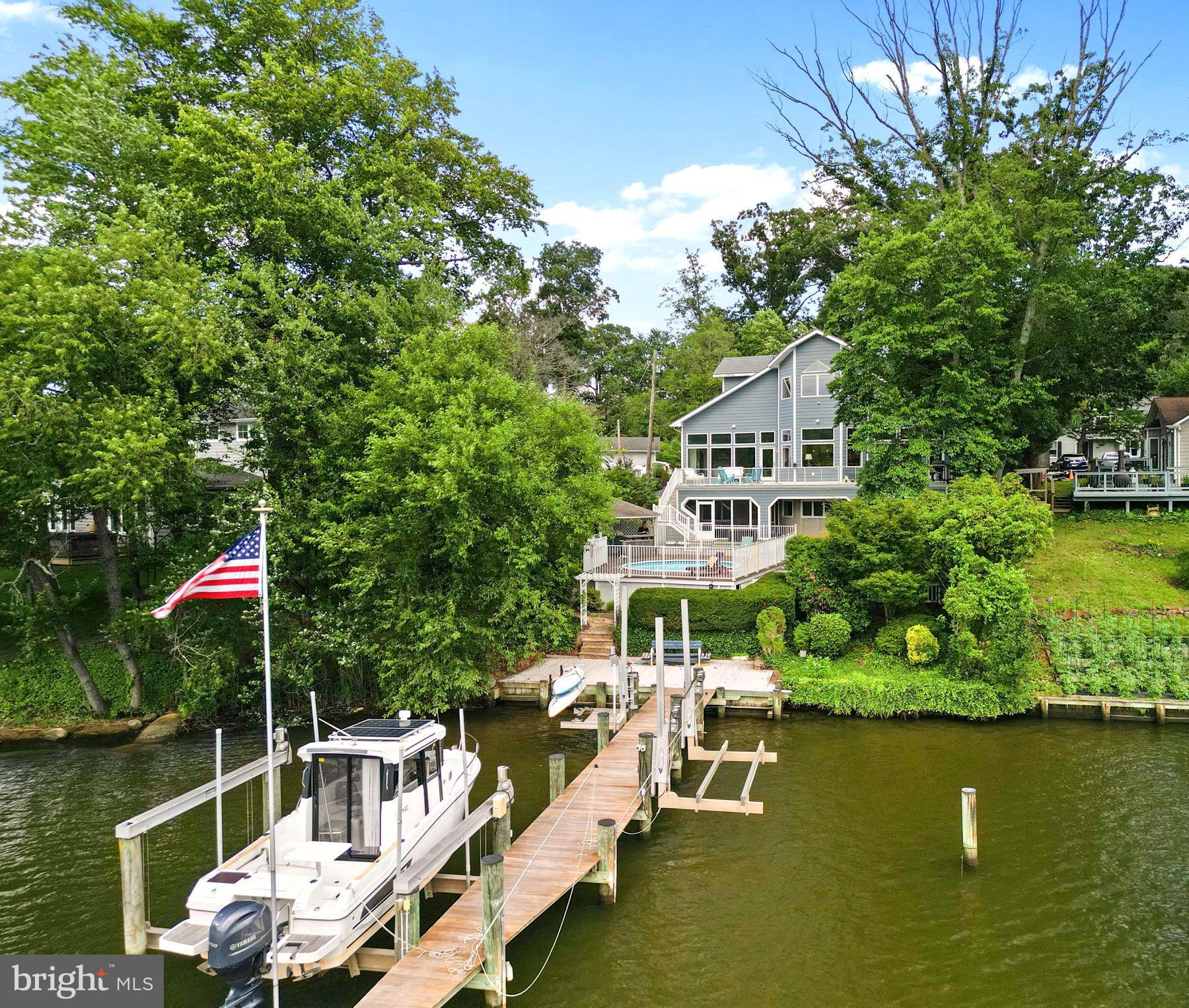 734 OAK GROVE CIRCLE