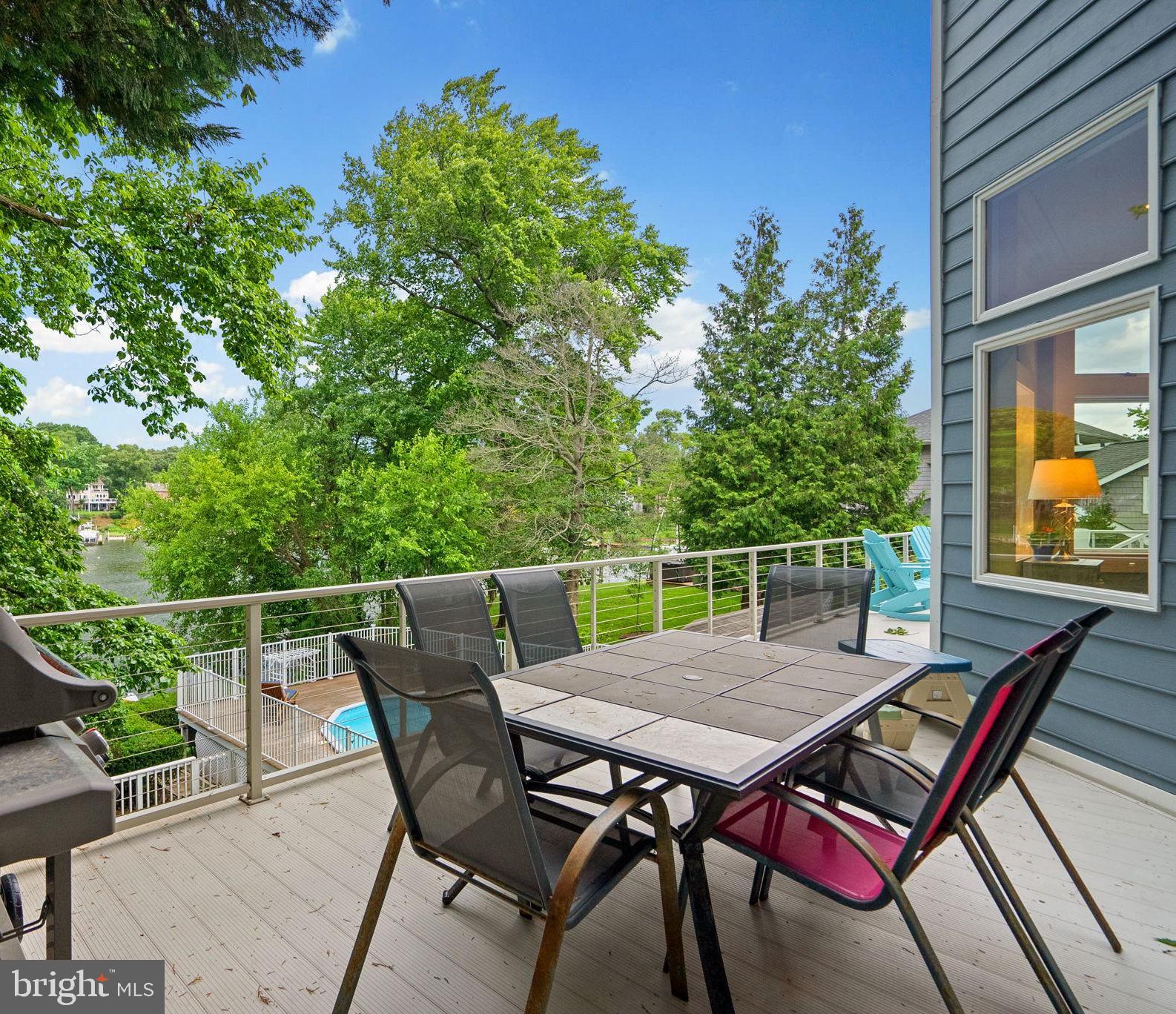 734 OAK GROVE CIRCLE